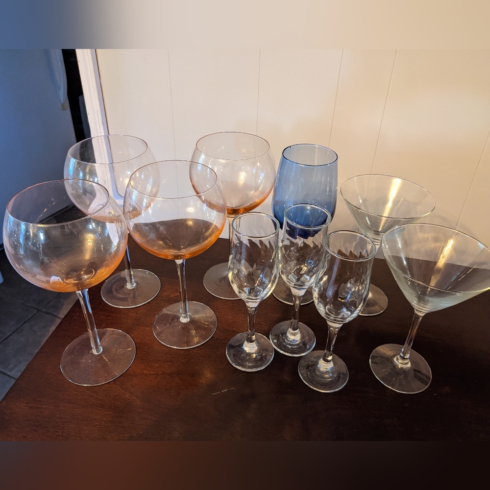 Glassware - Picture 2 of 3